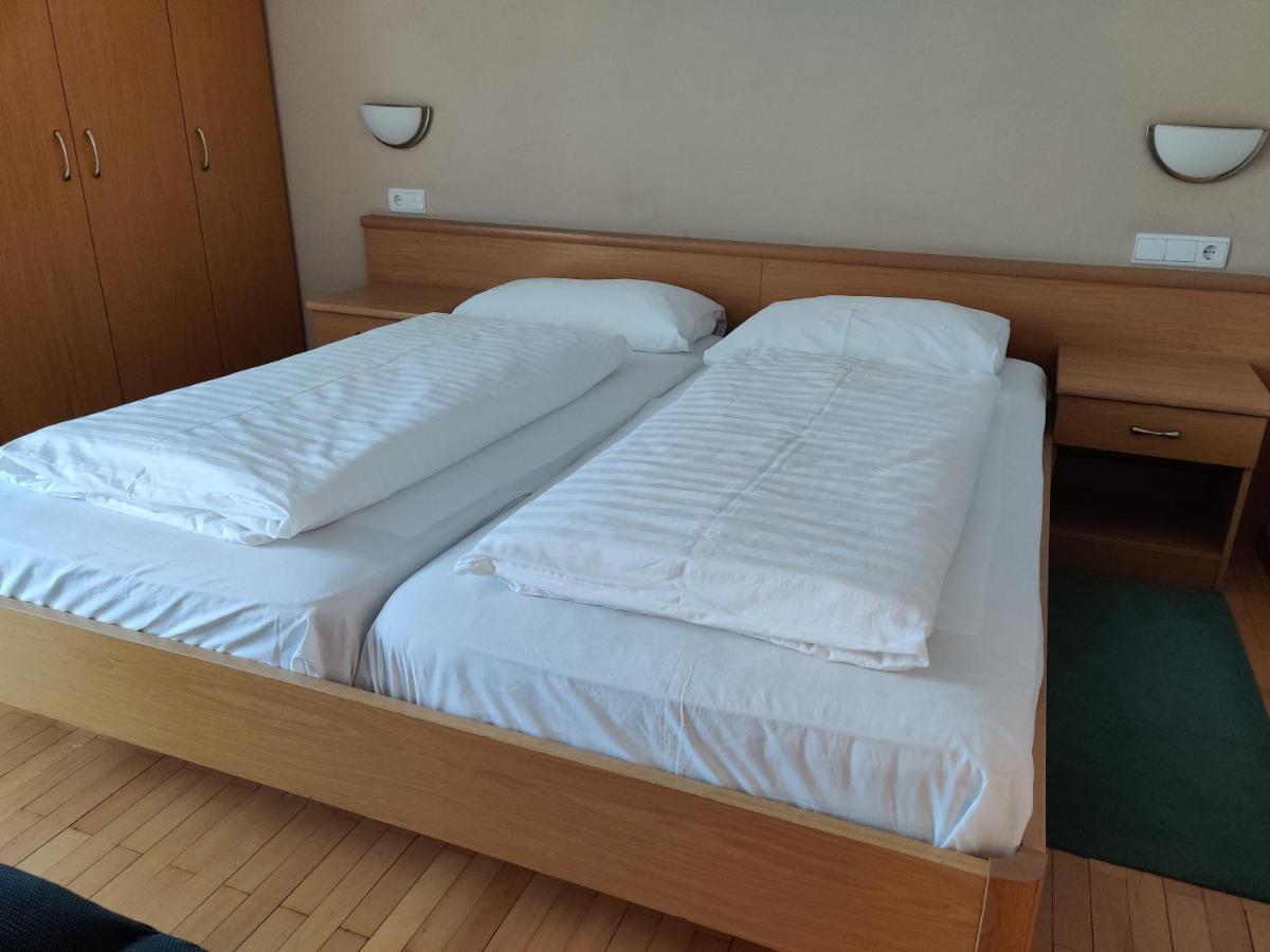 Garni Maria Hotel Vahrn Екстериор снимка